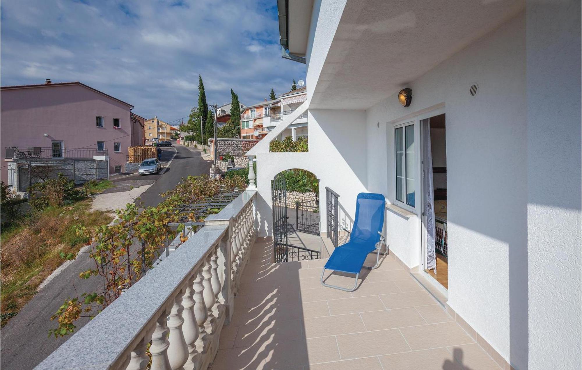 Stunning Apartment In Crikvenica With Wifi Extérieur photo